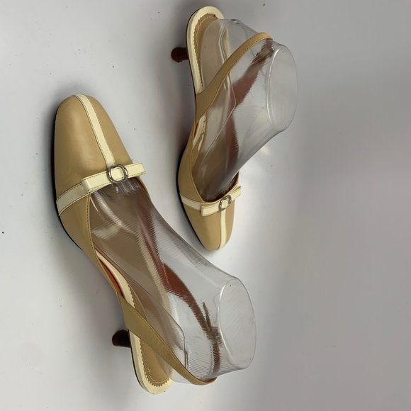 Cole Haan 8 US B Women Heels Kitten Shoes Beige D1 - Picture 6 of 9